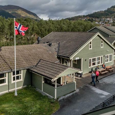 Forde Gjestehus Og Camping エクステリア 写真