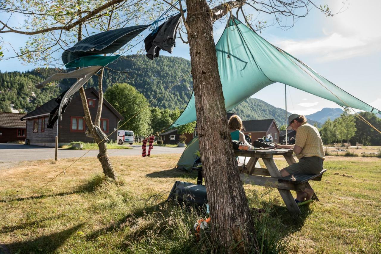 Forde Gjestehus Og Camping エクステリア 写真